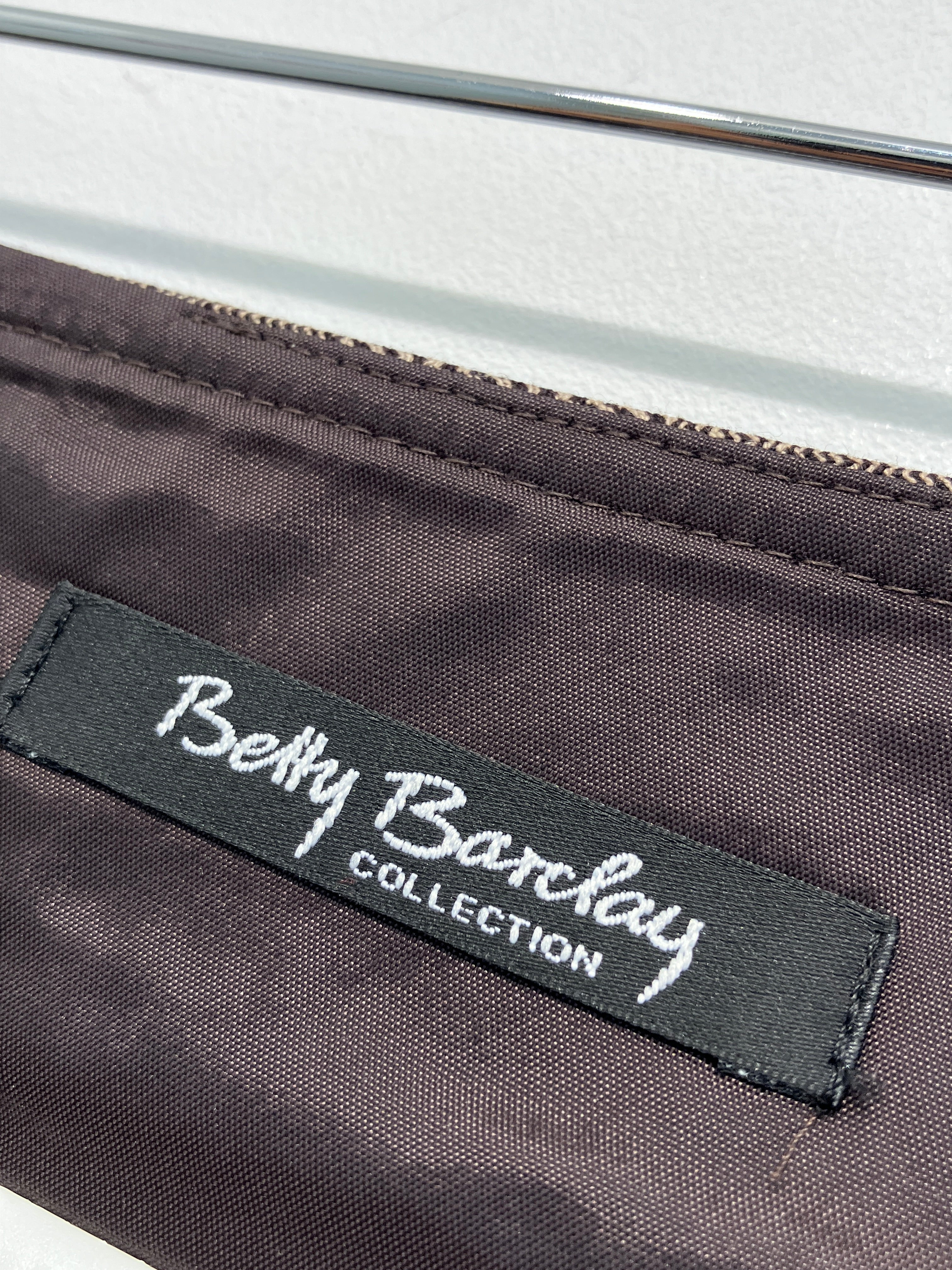Betty Barclay Nederdel